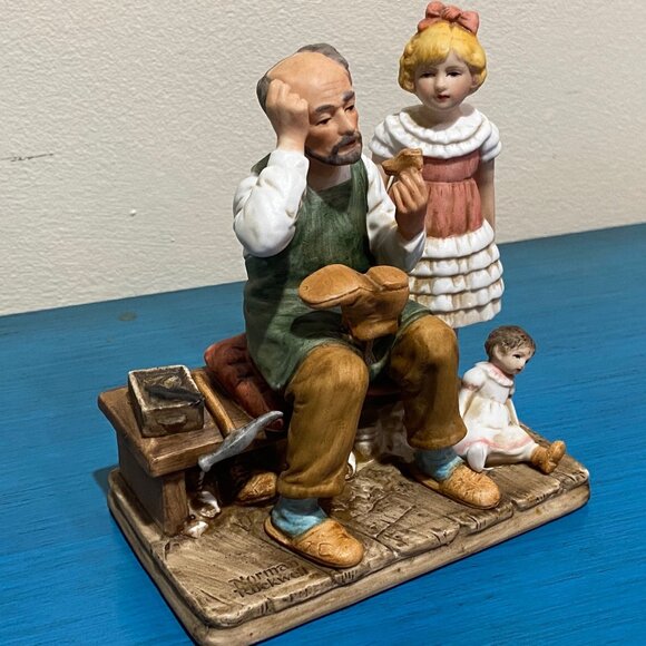 1979 THE COBBLER NORMAN ROCKWELL MUSEUM FIGURINE Girl Dog No Box Exc Condition - Picture 1 of 4
